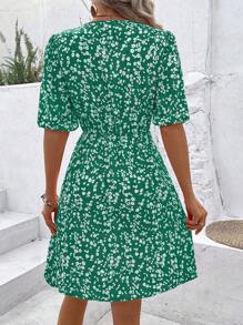 Breezaya Ladies' Summer Vacation Style Floral V-Neck Short Sleeve Dress Vacation Beach Outfits Women