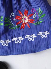 新款春夏女嬰刺繡大花露肩連身裙 - 寶藍色 - 查看 4