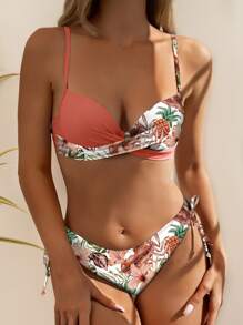 SHEIN Swim 隨機花卉印花立體提臀比基尼套裝，具胸墊及可調式細肩帶，適用於夏季沙灘 - 乾枯玫瑰色 - 查看 4