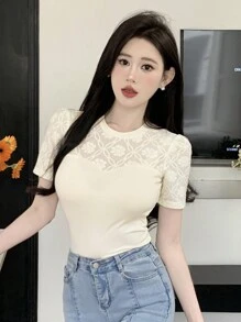 DAZY 女士夏季蕾丝镶片圆领短袖 T 恤，新年除夕