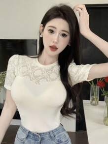 DAZY 女士夏季蕾丝镶片圆领短袖 T 恤，新年除夕