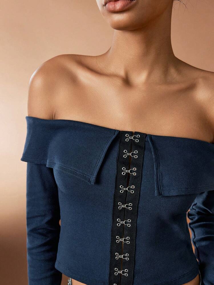 Color Block Slim Fit T-Shirt With Button Closure, Perfect For Summer Gatherings