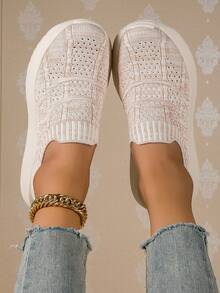 Women's Wide Toe Breathable Knit Casual Flat Slip-On Sneakers, Lightweight Comfortable Daily Wear - Beige - View 4