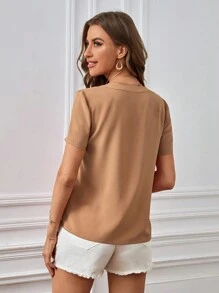 SHEIN Clasi 女士短袖夏季衬衫、短袖上衣 - 卡其色 - 查看 2