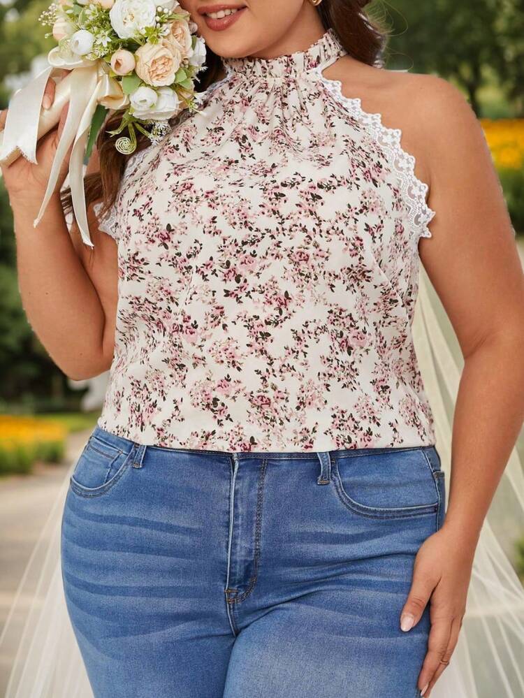 Plus Size Floral Splicing Lace Halterneck Tank Top