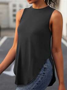 SHEIN Plus Size Solid Color Round Neck Sleeveless Split Hem Tank Top - Black - View 4