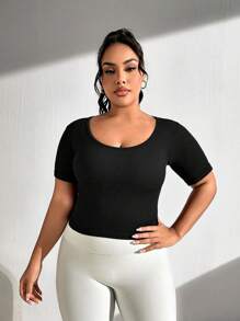 Easithlete Plus Size Solid Color Round Neck Short Sleeve Slim Fit Sports T-Shirt