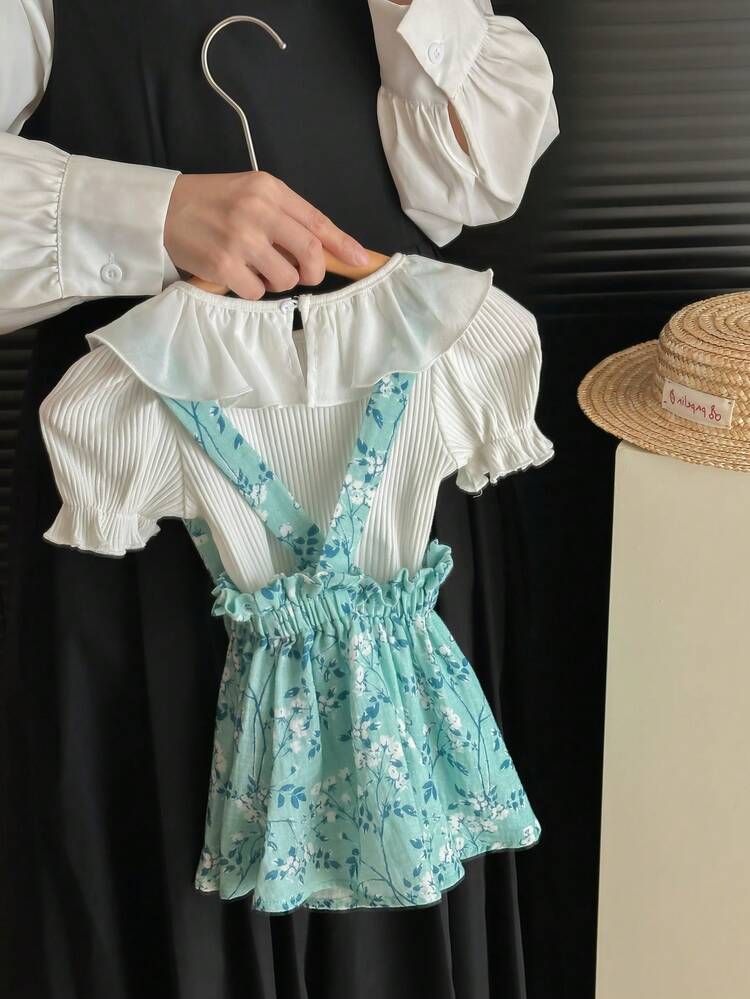 Baby Girl Holiday Floral Print Overall Dress And Knitted Ruffle Trim Short Sleeve Top Set