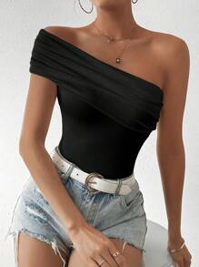 SHEIN Clasi Camiseta sólida de cuello asimétrico y pliegues ajustados para el verano - Negro - Ver 1