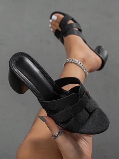 Women's Classic High-Heel Slippers, Extraordinarily Comfortable Embossed Material, Fine Trimmed Upper Edge, UV Painted Heel For Durability, Round Toe Design, Incorporating Simple And Modern Elements, Suitable For Daily Travel, Festive Celebrations, Transitional Seasons, Summer Moments, Beach, Shopping, Parties, And Social Events, Simple And Modern Round Toe Embossed High-Heel Slippers For Women