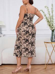 SHEIN Privé Robe élégante grande taille style mince en kaki, vêtements d'été avec bretelles - Multicolore - Voir 2