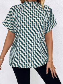 SHEIN Clasi Kích thước lớn NỮ Mùa hè Áo sơ mi Với In toàn bộ Và Đứng cổ áo - màu xanh lá - Xem 3