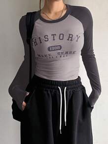 DAZY 撞色拼接插肩袖字母印花圆领修身女式长袖T恤 - 淺灰色 - 查看 4