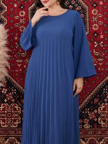 Mulvari Plus Size Solid Color Flared Sleeve Pleated Arab Clothing Modest Dress - Blue - View 3