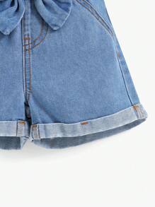 SHEIN 女寶寶春夏輕盈牛仔短褲，帶蝴蝶結裝飾 - 淺色水洗藍 - 查看 4