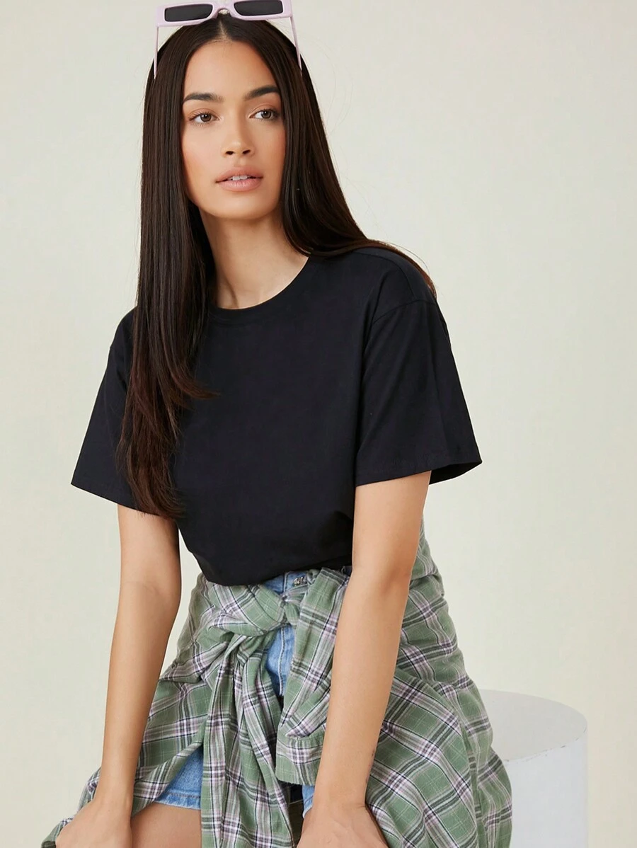 SHEIN BASICS Round Neck Casual Drop Shoulder Solid Tee