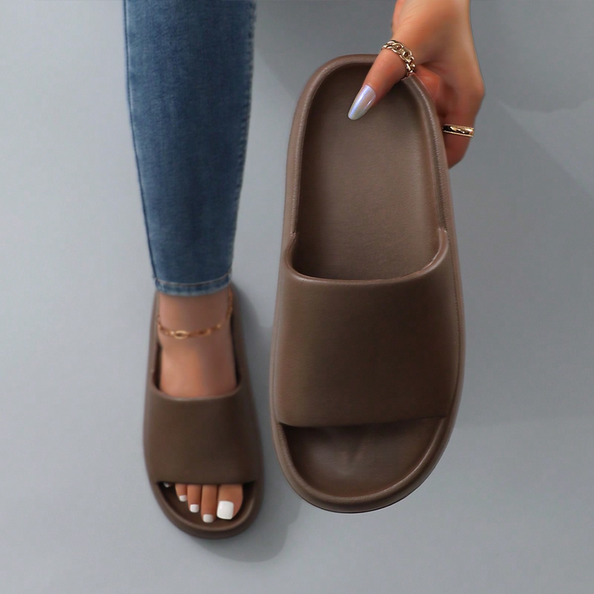 Sandalias de casa casuales para hombre y mujer, con suela gruesa antideslizante y de colores llamativos, aptas para todo el año, incluyendo playa y b