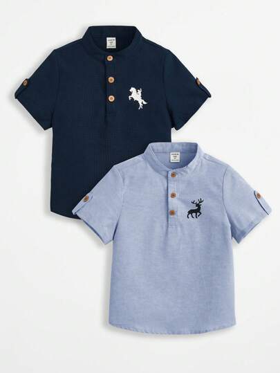 SHEIN 2入組年輕男孩休閒立領半扣短袖襯衫，適合旅行、日常、學校，適用於春夏季，由亞麻混紡材料製成