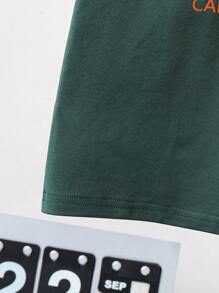 SHEIN 2入組幼兒男童字母印花短袖t卹和短褲 - 墨綠色 - 查看 5