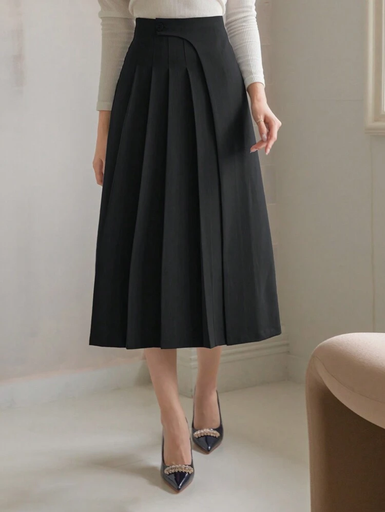 Ladies' Fashionable Solid Colored Pleated Skirt