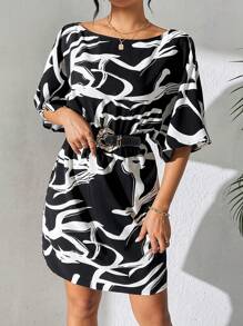 Calvaya Women's Fashionable Black And White Color Block Short Sleeve Dress