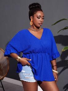 Slaydiva 大尺碼優雅純色十字頸綁帶常規t恤,質地紋理面料,適用於假期、約會和日常穿搭 - 藍色 - 查看 6