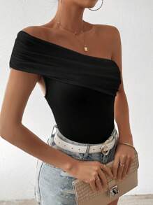 SHEIN Clasi Camiseta sólida de cuello asimétrico y pliegues ajustados para el verano - Negro - Ver 5