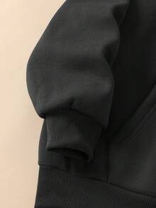 SHEIN EZwear 幸運草印花束口連帽保暖毛毛衣,適用於秋冬季節 - 黑色 - 查看 3