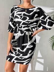 Calvaya Women's Fashionable Black And White Color Block Short Sleeve Dress