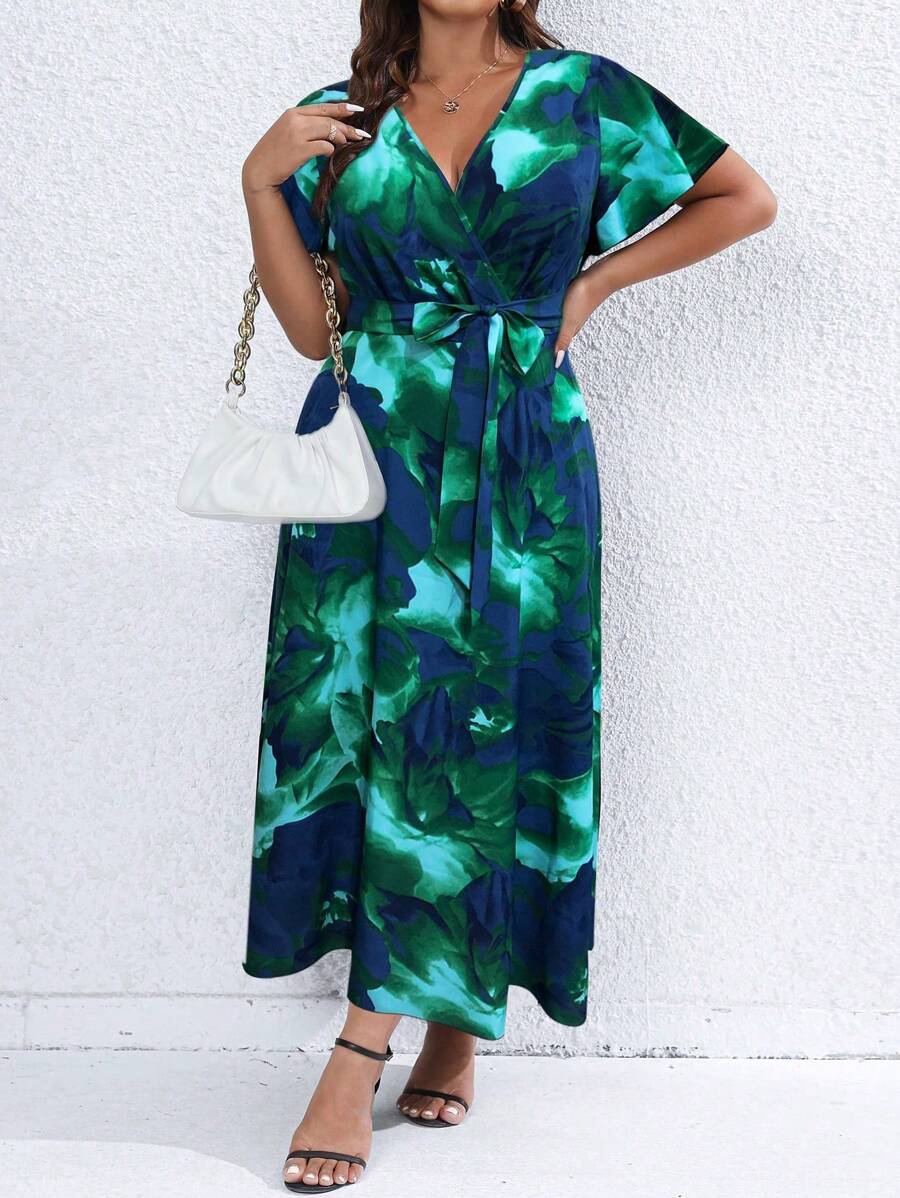 SHEIN Clasi Kích thước lớn Hoa In Surplice cổ Thắt lưng Váy quấn - màu xanh lá - Xem 1