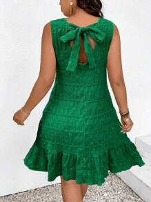 SHEIN Holidaya 大尺碼法式風格後綁頸口紋路荷葉邊無袖裙 - 綠色 - 查看 2