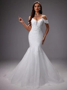 UNITHORSE Open Shoulder Sequined Embroidery Tulle Mermaid Mesh Wedding Dress, All White Party Outfit Women - White - View 4