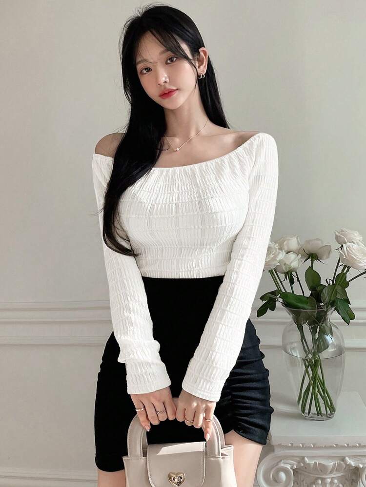 Women's Solid Color Textured Off Shoulder Slim Fit T-Shirt Long Sleeve Women Tops,Fall Women Clothes Going Out Tops Women