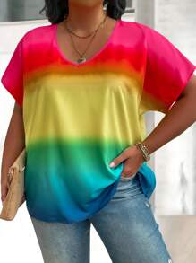 SHEIN LUNE Blusa Holgada Con Manga De Murciélago Ombre Arcoíris Con Cuello En V De Talla Grande