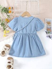 Váy denim mềm mại cho bé gái có túi hình trái tim được giặt bằng nước, tay áo bong bóng và khuy - Rửa trung bình - Xem 2