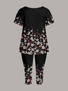 EMERY ROSE 櫻花紋T恤和修身七分褲套裝，針對大碼女性，適用於夏季 - 黑色 - 查看 2