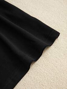 SHEIN Slayr 大尺碼常規肩部字母印花休閒短袖t恤,夏季 - 黑色 - 查看 4