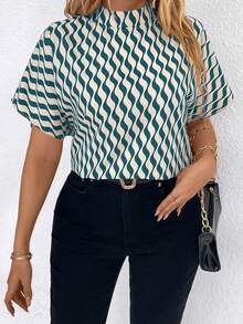 SHEIN Clasi Kích thước lớn NỮ Mùa hè Áo sơ mi Với In toàn bộ Và Đứng cổ áo - màu xanh lá - Xem 4