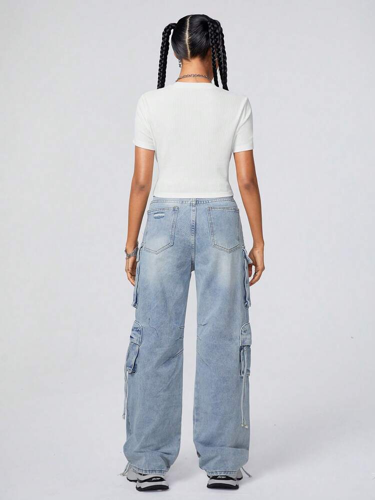 Embossed Letter Technology Floral Print Cropped T-Shirt