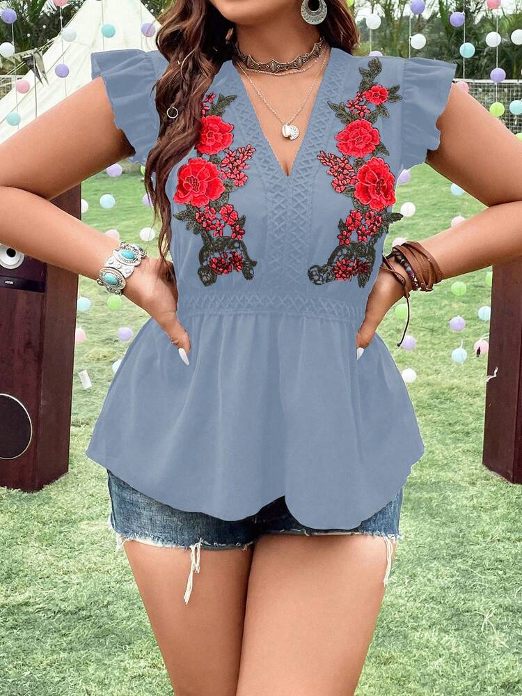 Plus Size Women's Floral Applique V-Neck Flutter Sleeve Blouse For Summer