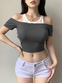 Dazy Designer Áo thun nữ phối ren lệch vai thiết kế quấn bất đối xứng - Xám - Xem 3