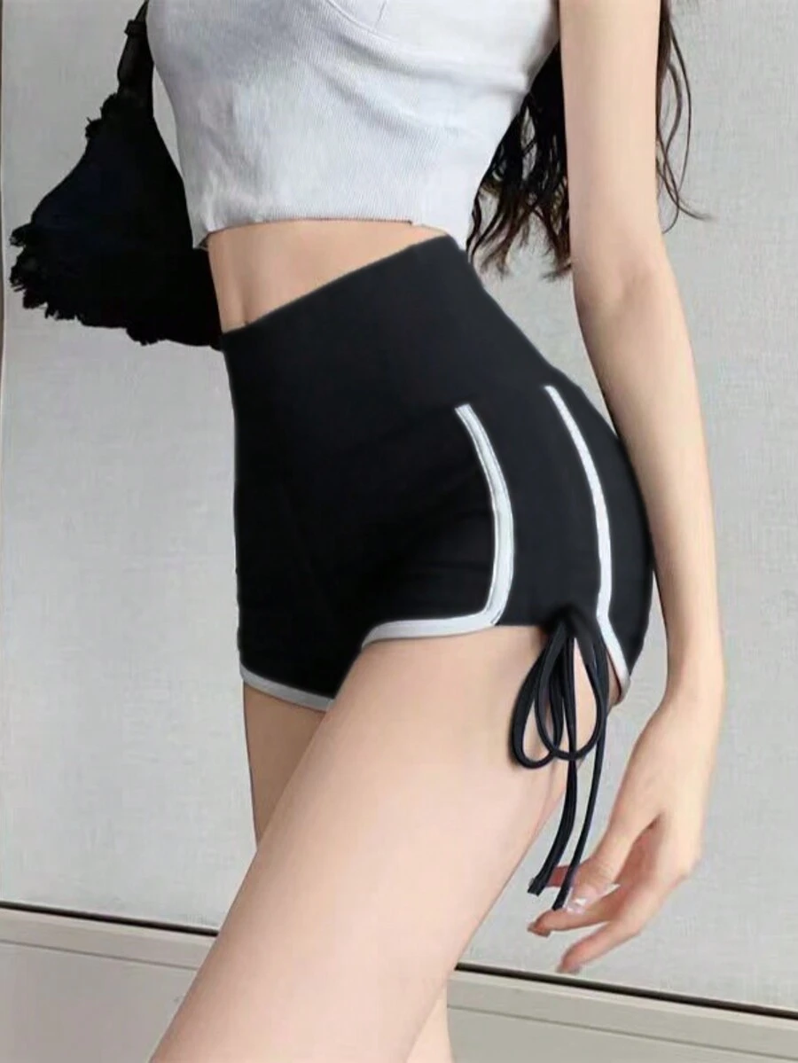 Skinny Biker Shorts,適用於夏季與春季的休閒短褲,女裝 - 黑色 - 查看 1