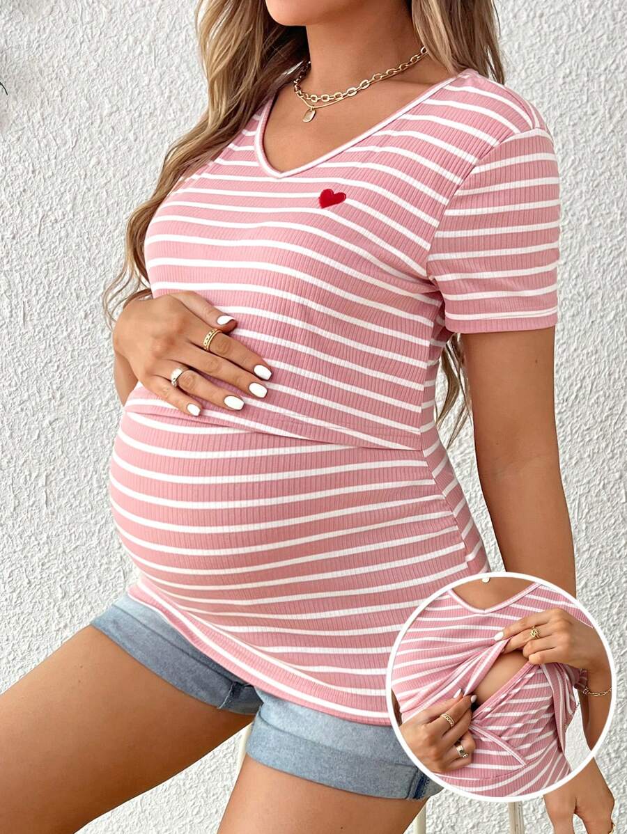 SHEIN Camiseta De Lactancia Para Embarazo Con Rayas Y Corazón Bordado De Contraste - Rosa - Ver 1