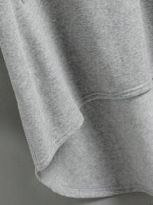 EMERY ROSE 大尺碼袋鼠口袋印花眼睛帽子高低不平裙 - 灰色 - 查看 4