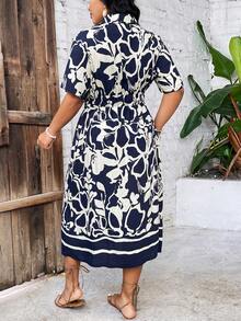 SHEIN Holidaya 大尺碼女式夏季度假風格花卉印花短袖襯衫連衣裙 - 藏蓝色 - 查看 3