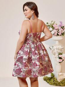 SHEIN Belle Robe Cami A-line D'été De Grande Taille En Tissu Jacquard Élégant Avec Bonnet De Soutien-gorge Intégré Pour Cocktail Party