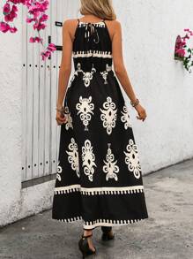 SHEIN Holidaya Đầm cổ yếm in họa tiết đen trắng thời trang dành cho nữ (In ngẫu nhiên) Trang phục đi biển dài ngày - màu đen - Xem 3