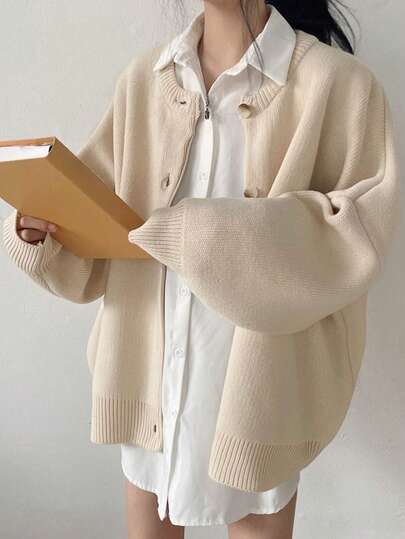 2025 秋冬新款女士纯色复古宽松针织开衫