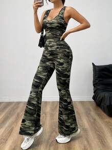 SHEIN EZwear 迷彩無袖連體褲,下擺擴口 - 軍綠色 - 查看 3
