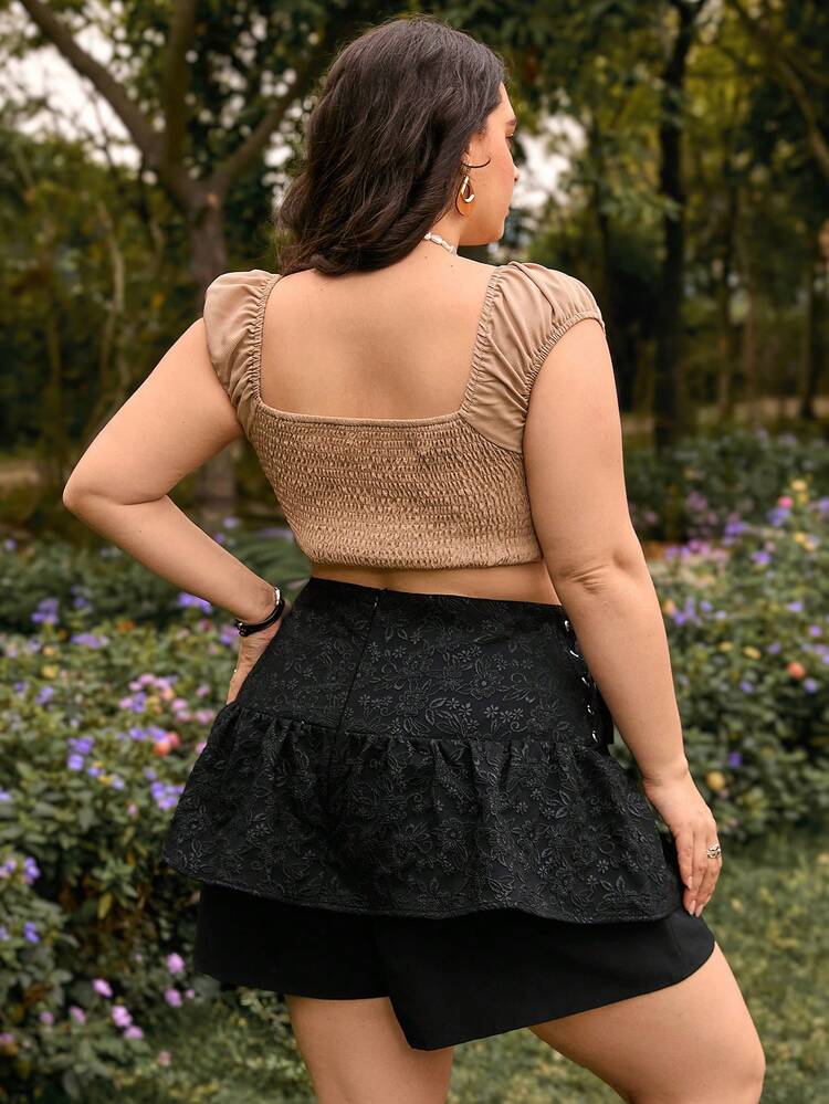 Plus Size Floral Print High Waisted Tie Front Shorts